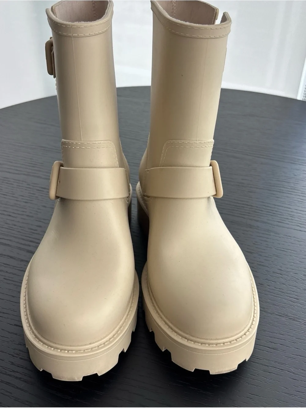 Jimmy Choo Cream Lug Sole Yael Buckle Boots Rain Boots Slip On EU 37 / US 7